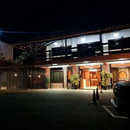 Hotel Das Palmeiras Paracatu Exteriör bild