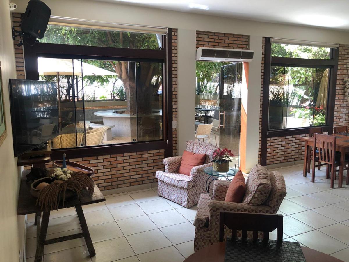 Hotel Das Palmeiras Paracatu Exteriör bild