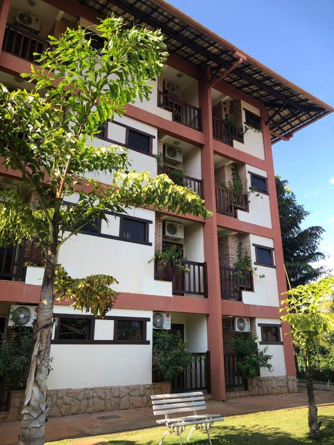 Hotel Das Palmeiras Paracatu Exteriör bild