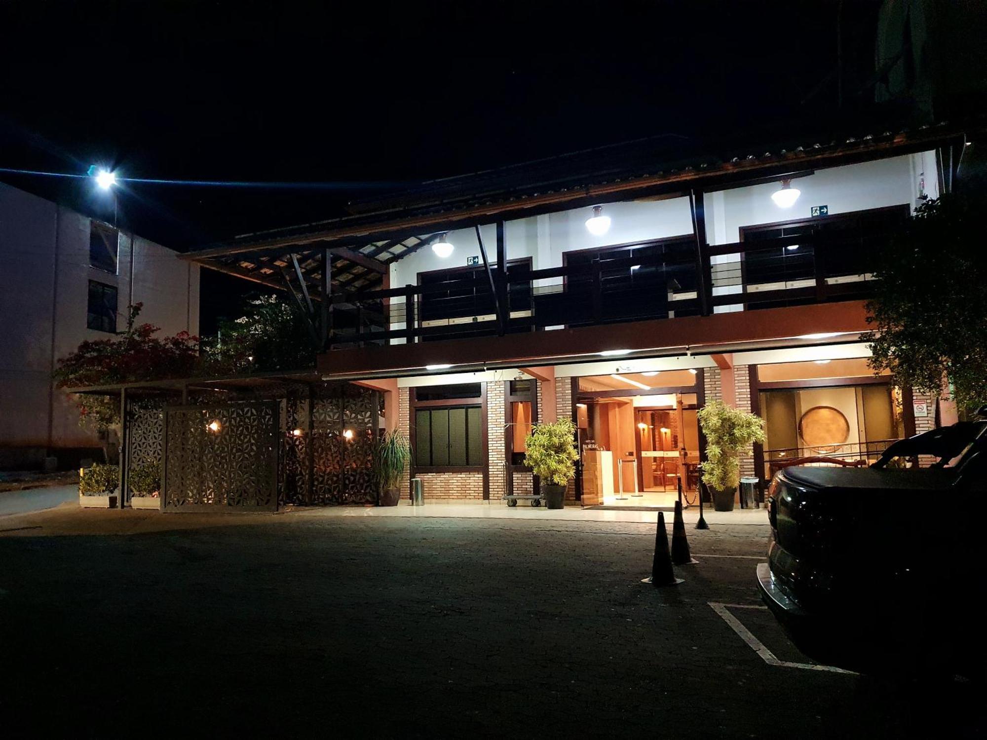 Hotel Das Palmeiras Paracatu Exteriör bild