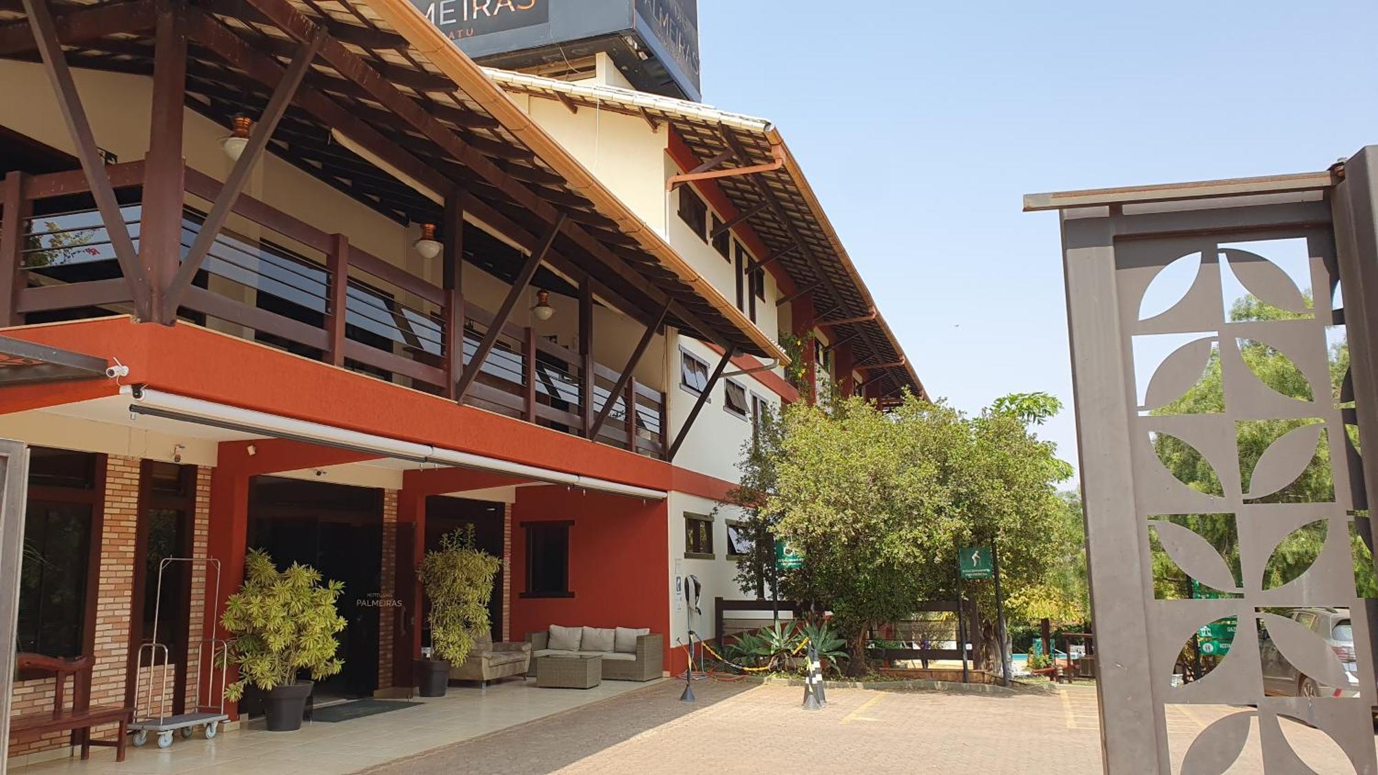 Hotel Das Palmeiras Paracatu Exteriör bild